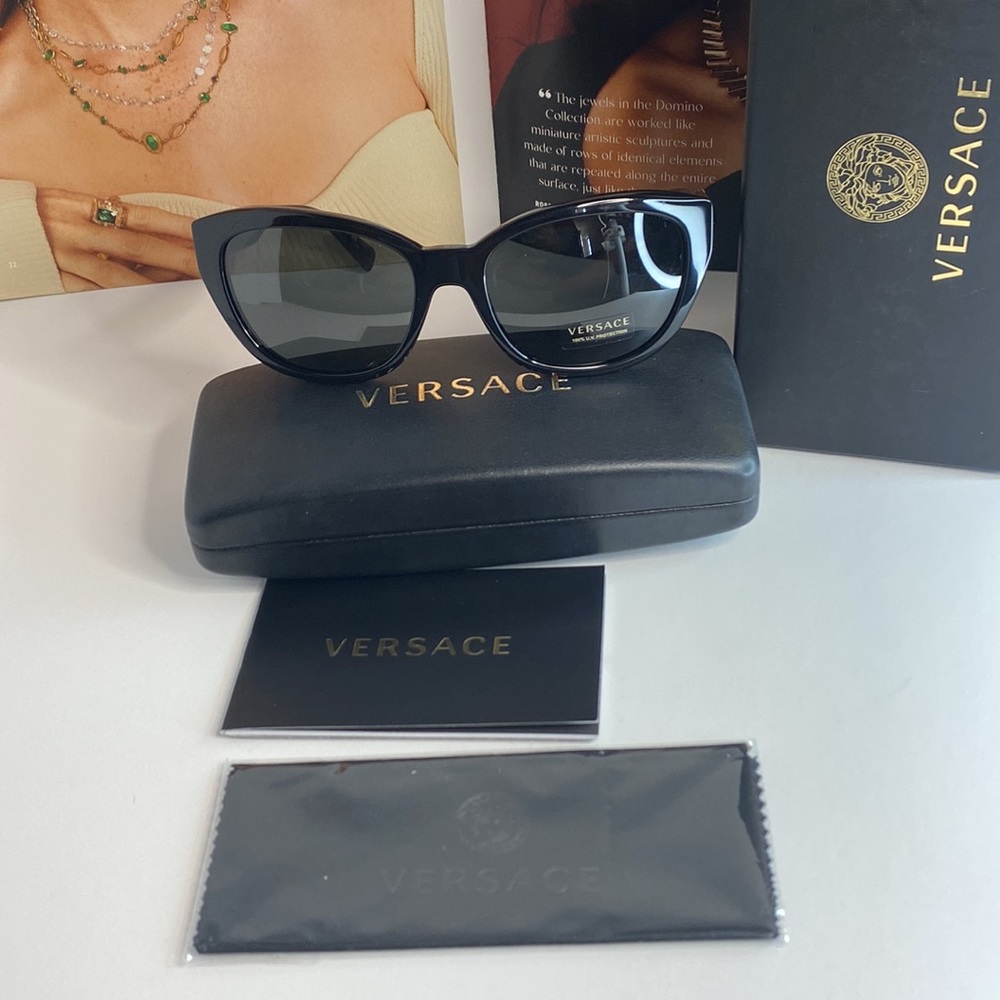 VERSACE Black Butterfly Sunglasses - Picture 14 of 14